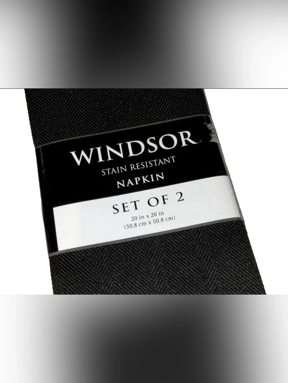 NEW DINNER NAPKINS 2 BLACK HERRINGBONE TABLE WINDSOR STAIN RESISTANT POLYESTER